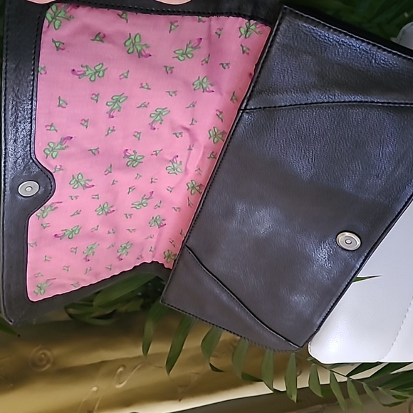 Betsey Johnson Leather Clutch ❤️ - Picture 3 of 8